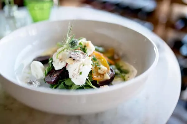 La Salade De Betteraves Au Chèvre Frais